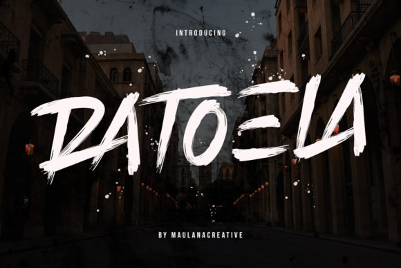 Ratoela: A Brushed Display Font for Creative Makers